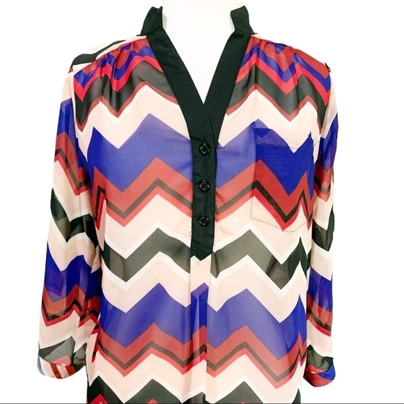 Sequin Hearts Chevron Print Sheer Button Tunic M - Picture 2 of 10